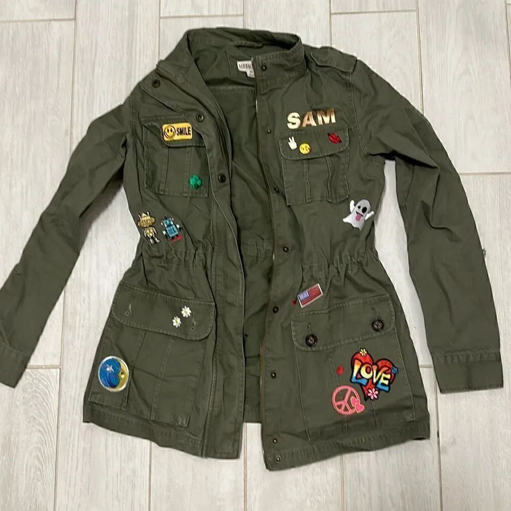 Army jacket with colorful patches XS